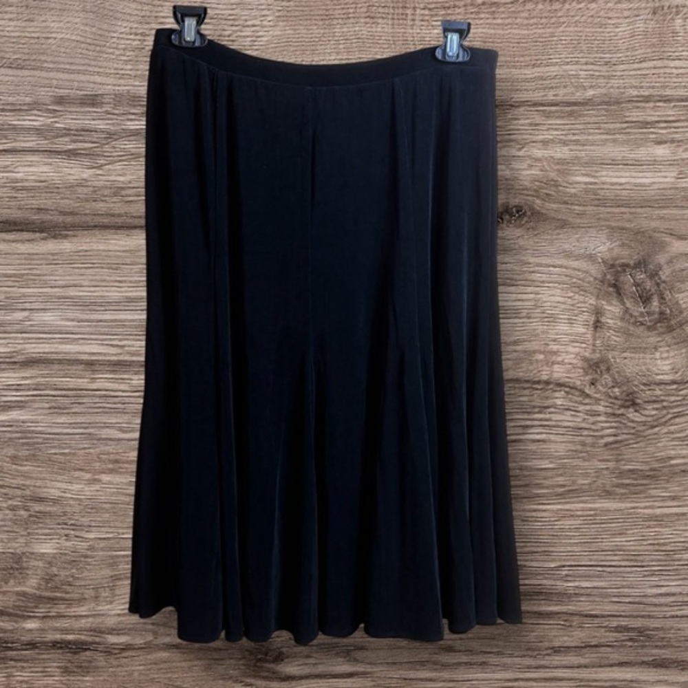Chicos Travelers 3 XL black a-line skirt.